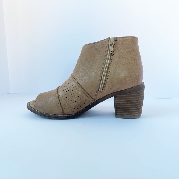 Roan by Bed Stu Katherine Bootie - Picture 2 of 9